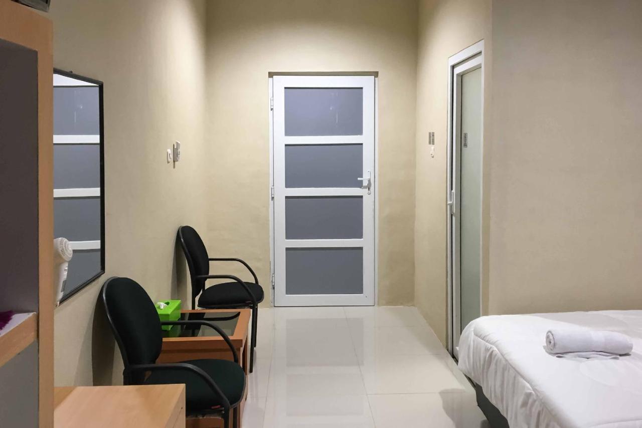 Wisma Syariah Uinsu Medan Mitra Reddoorz Exterior foto